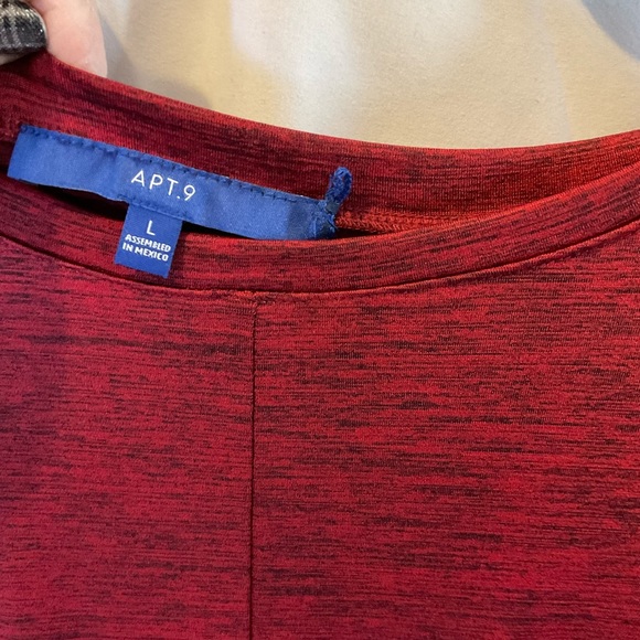 APT 9 Women’s Red Heathered Short Sleeve Top With Side Knot Size LARGE - Picture 3 of 10